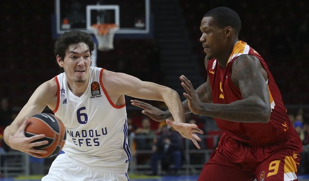 Anadolu Efes 95 Galatasaray Odeabank 85