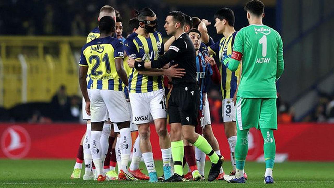 PFDK kararları açıklandı... Mert Hakan Yandaş'a 2, İrfan Can Kahveci'ye 1 maç ceza