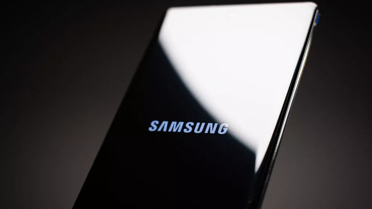 Samsung Galaxy S22 kullanıcıları dikkat! Büyük güvenlik açığı iddiası var