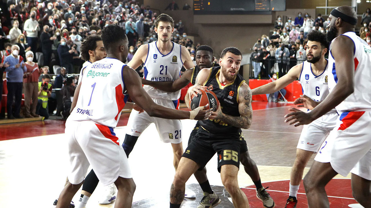 Anadolu Efes, Monaco deplasmanından farklı mağlup!