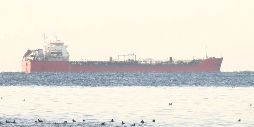 Rusya’dan gelen ayçiçek yağı yüklü gemi Marmara Denizi'ne ulaştı