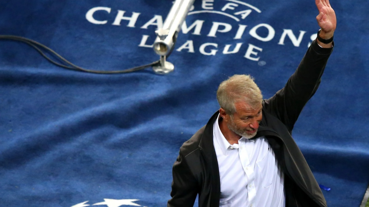 Chelsea'de son durum... Roman Abramovich'in tüm yetkileri elinden alındı
