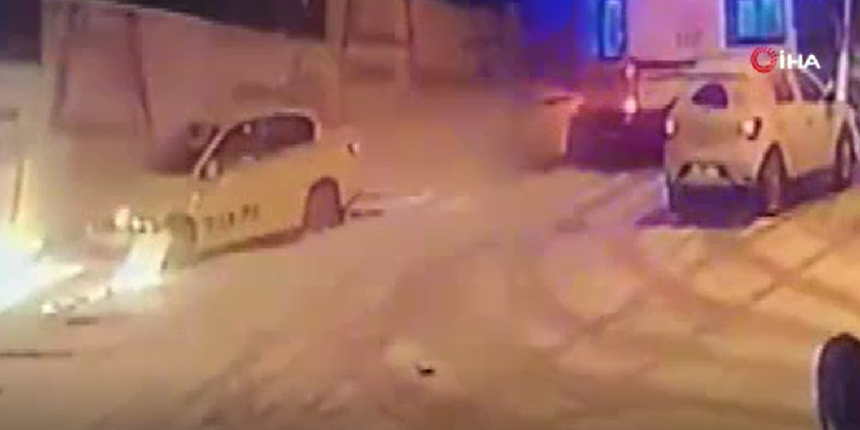 Esenyurt’ta zincirleme kaza! O anlar kamerada...