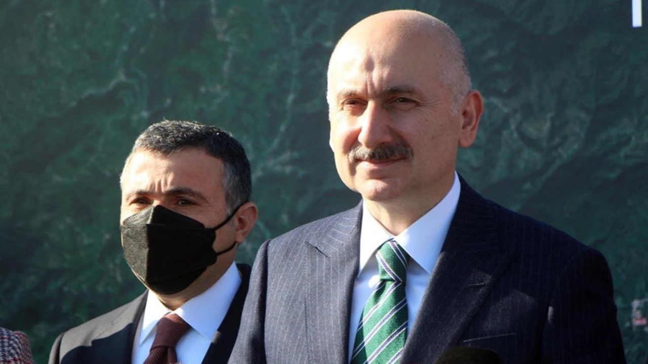 Bakan Karaismailoğlu, Rusya'dan kalkan gemilerin son durumunu paylaştı