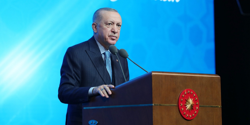 Cumhurbaşkanı Erdoğan'dan sağlık çalışanlarına 5 müjde: Döner sermayeden alınan ek ödemede artış yapılacak!