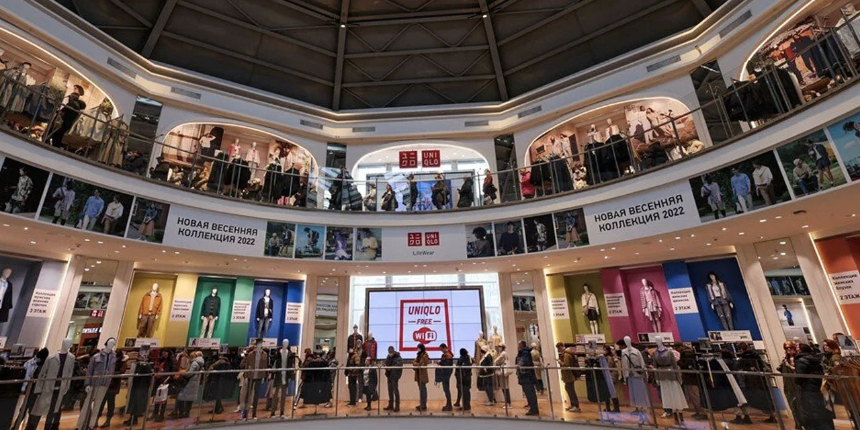 Büyük markalar Rusya'dan çıkmaya devam ediyor: Binlerce kişi saatlerce kuyrukta bekledi