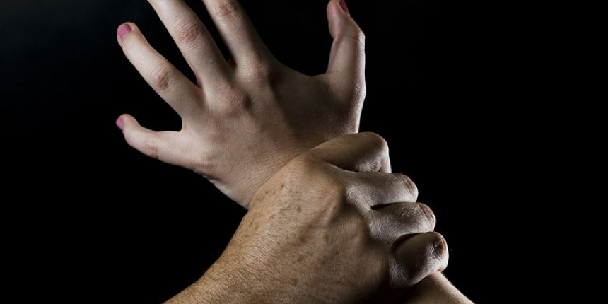 Baldızının 12 yaşındaki kızına cinsel istismarda bulunduğu iddia edilen enişte: Dikkat çekmeye çalışıyor!