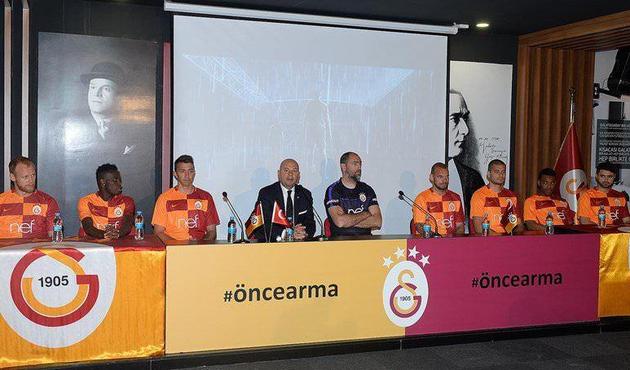 Galatasaray'ın yeni formasına sosyal medyadan büyük tepki