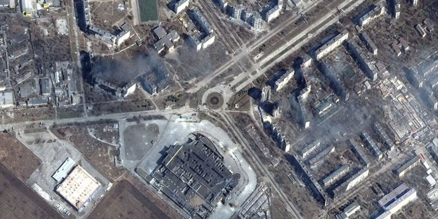 Rusya'nın Kiev'e saldırıları sürüyor: Yıkım uydudan görüntülendi, bir apartman ağır hasar gördü