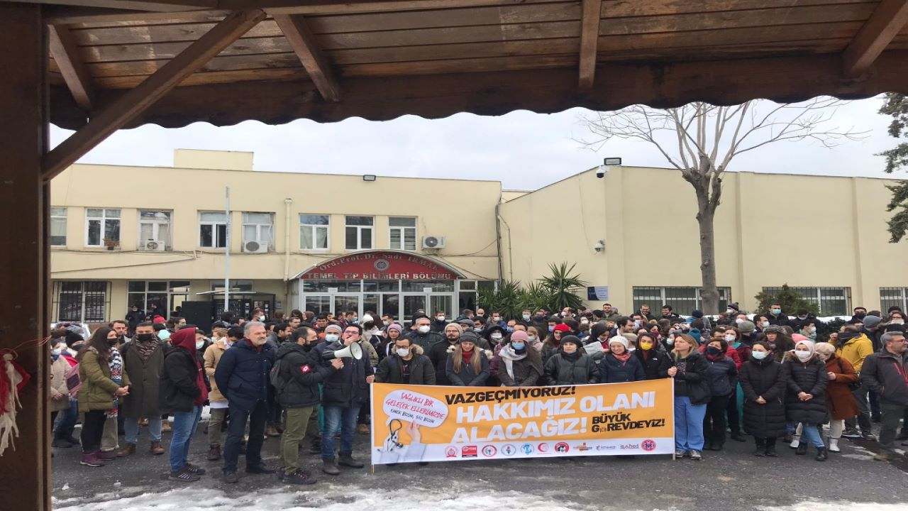 Türk Tabipleri Birliği'nden grev açıklaması: Bitti fakat bazı doktorlar bugün de çalışmayacak!