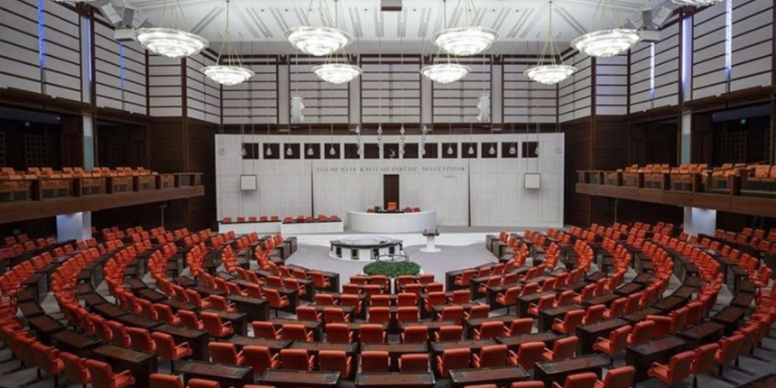 CHP'li ve HDP'li vekillere yönelik 9 dokunulmazlık dosyası TBMM'de