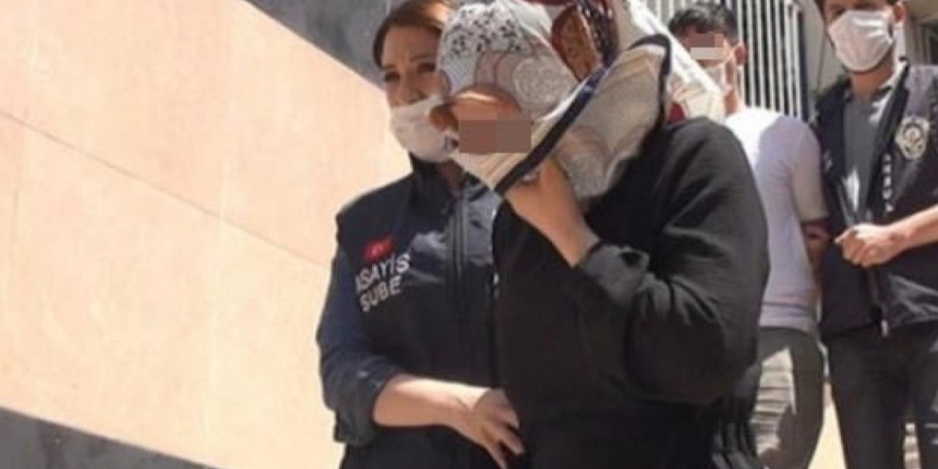 "Eşimle ilişki yaşıyor" diyerek komşusunu öldürüp 7 parçaya ayırdı! Vahşeti bakın nasıl savundu...