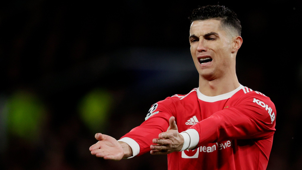 Cristiano Ronaldo yıllar sonra bir ilki yaşadı... Manchester United üst üste 5. sezonu da kupasız kapattı