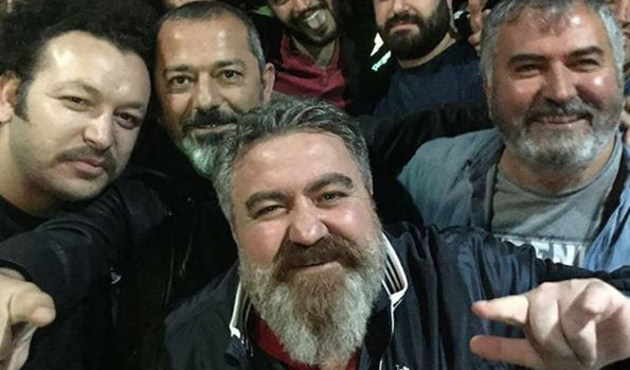 Haluk Levent'in isyanı: "Rock konserlerinde hep kızlar önde olur. Benim konserime bakın!"