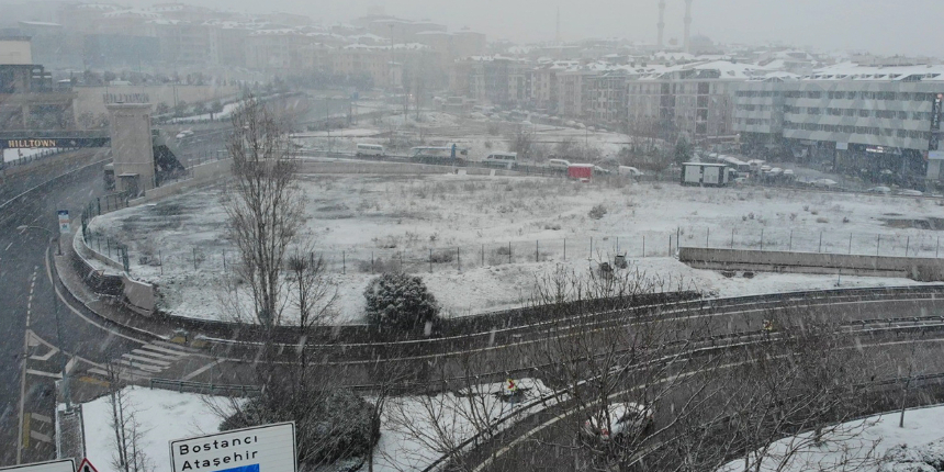 İstanbul'a beklenen kar geldi: Havadan böyle görüntülendi