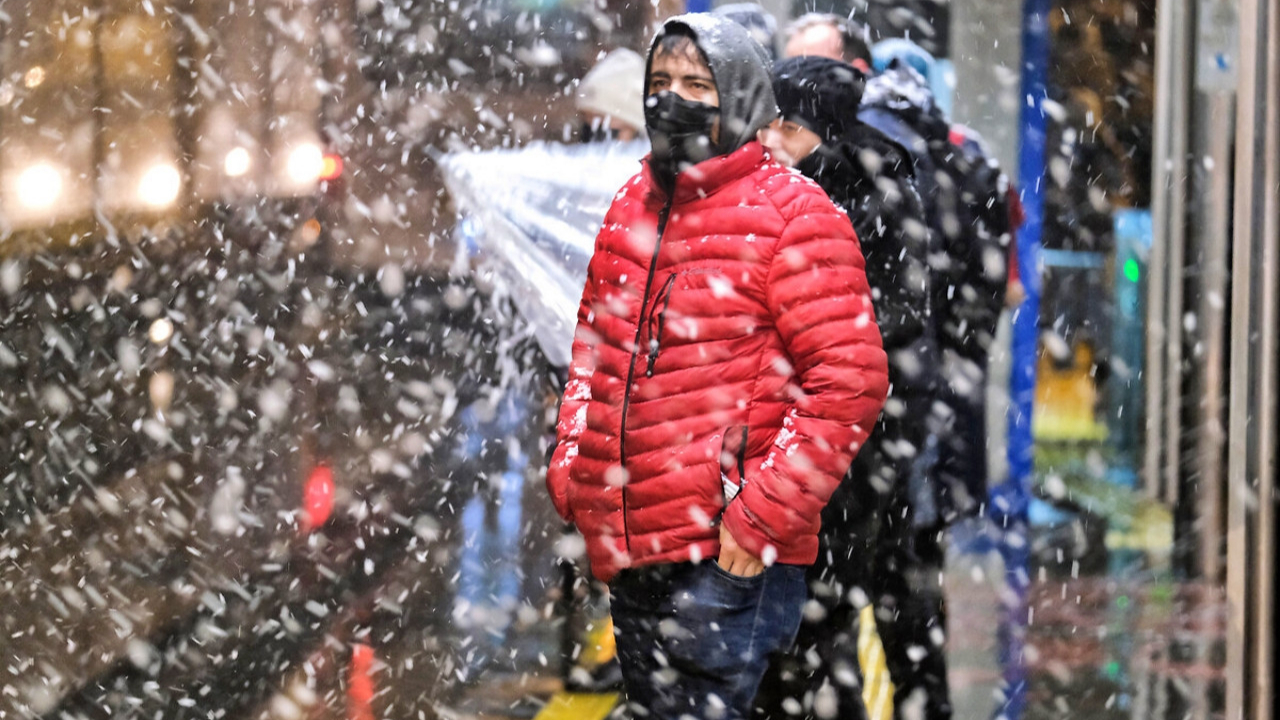 Meteoroloji'den hafta sonu uyarısı: Kuvvetli ve yoğun kar yağışı etkili olacak!