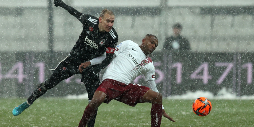 Beşiktaş, Önder Karaveli'yle 1-1 geriye gidiyor... Hatayspor'dan Kartal'a geçit yok!