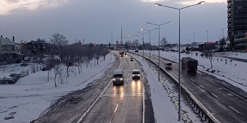 Meteoroloji'den sarı ve turuncu kodlu uyarı: Kar ve sağanak devam edecek