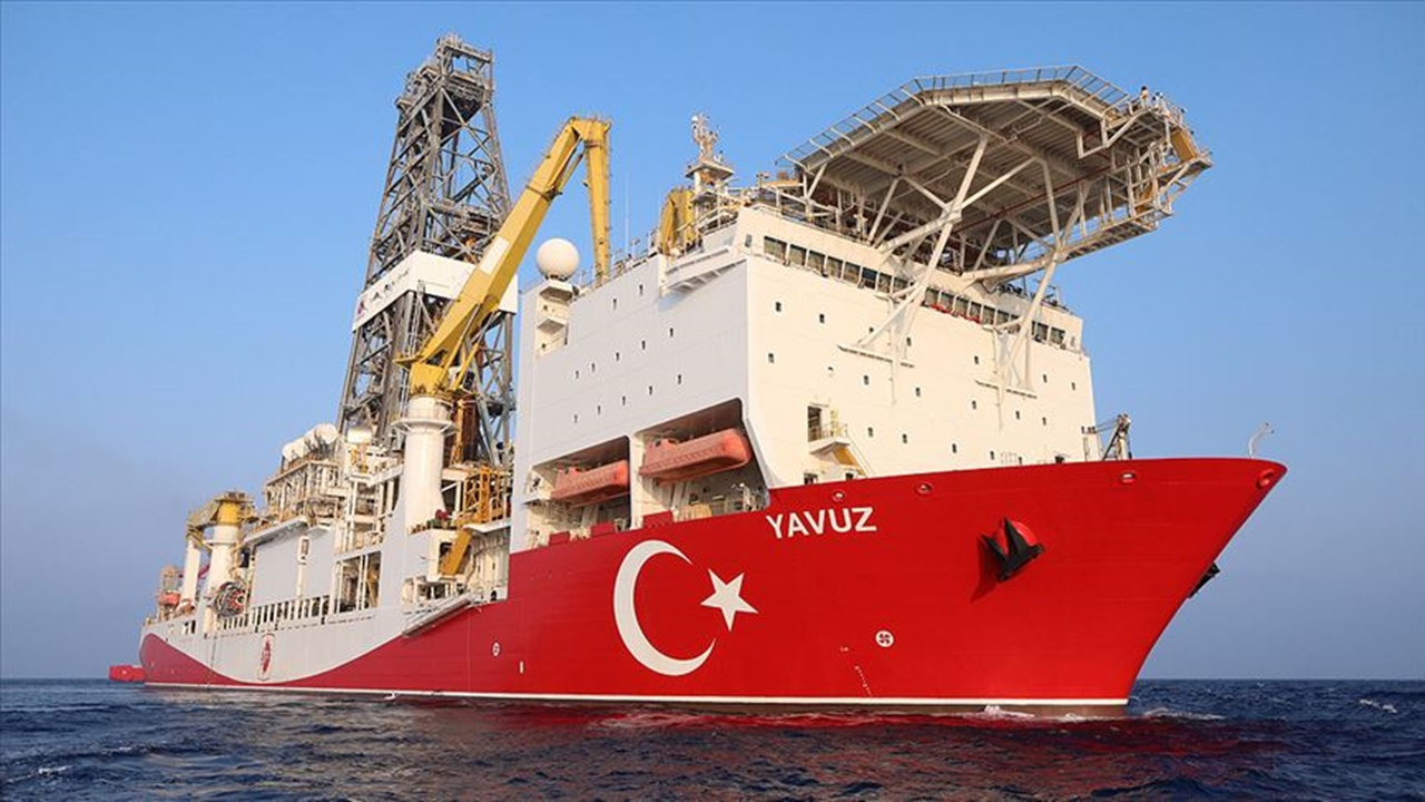 Bakan Dönmez: Yavuz Sondaj Gemisi 4 Nisan'da çok kritik bir göreve çıkacak