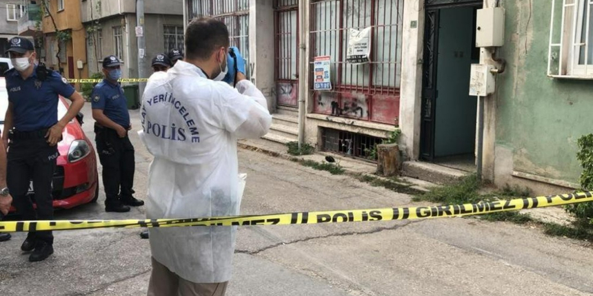 Çocuğunun yanında eşini öldürdü, "Ruh hastasıyım" dedi