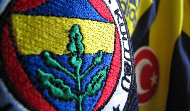 Fenerbahçe'de ilk ayrılık resmen açıklandı!