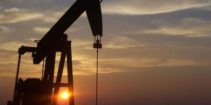 Petrol fiyatları güne düşüşle başladı