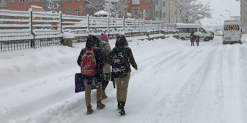 Eğitime kar engeli! Okullar 1 gün tatil edildi
