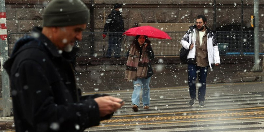 Türkiye'nin büyük bölümü yağışların etkisi altında! Meteoroloji'den uyarı var!