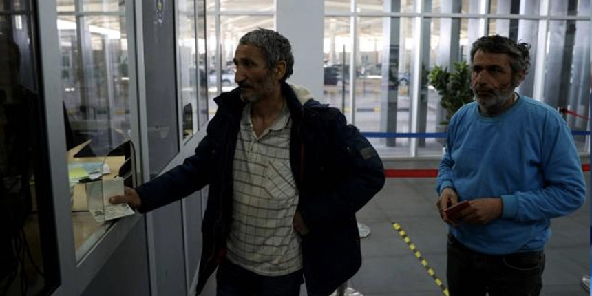 Mariupol'da camiye sığınanlar yaşadıklarını anlattı: Cehennemin ortasından çıkarak geldik