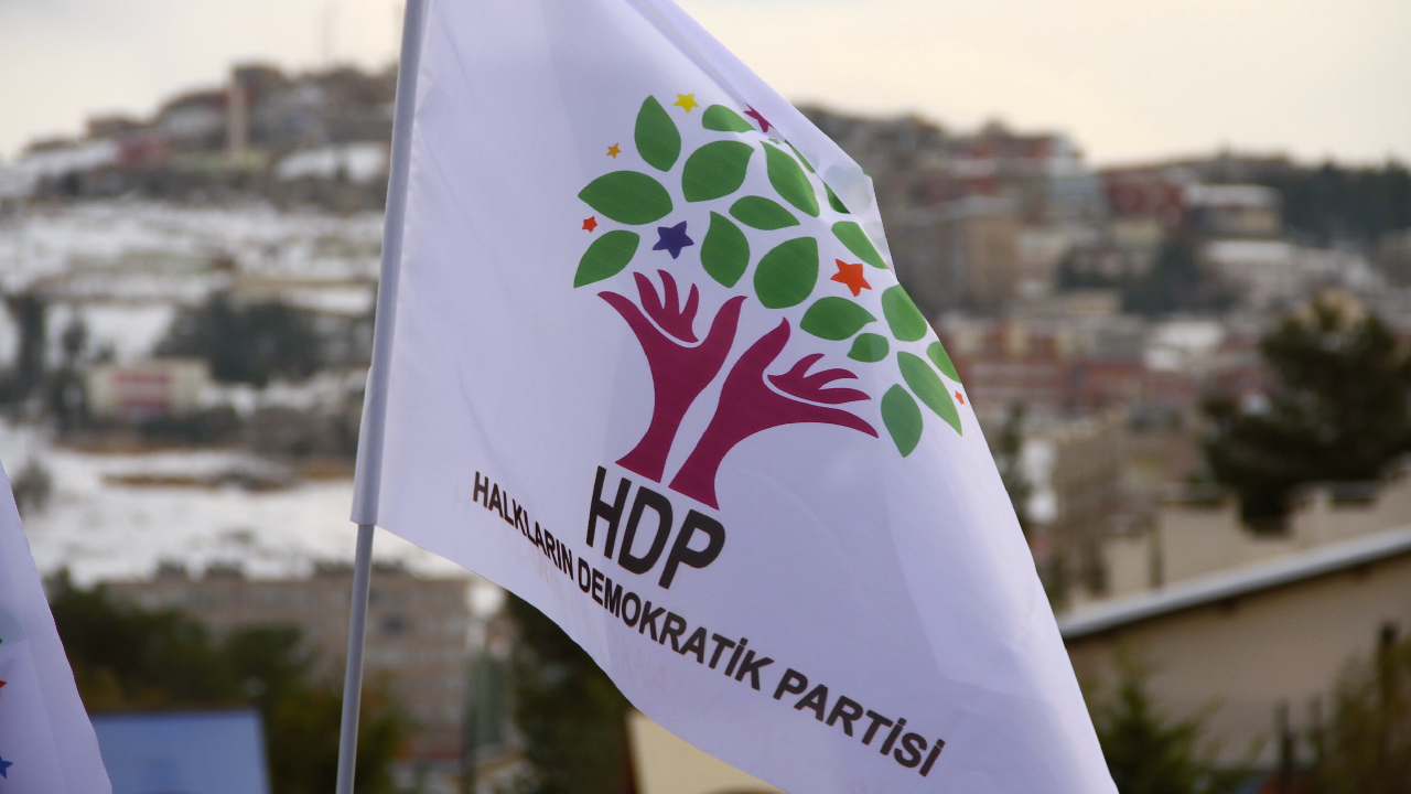 HDP Kartal ilçe binasına operasyon! 2 yönetici gözaltına alındı