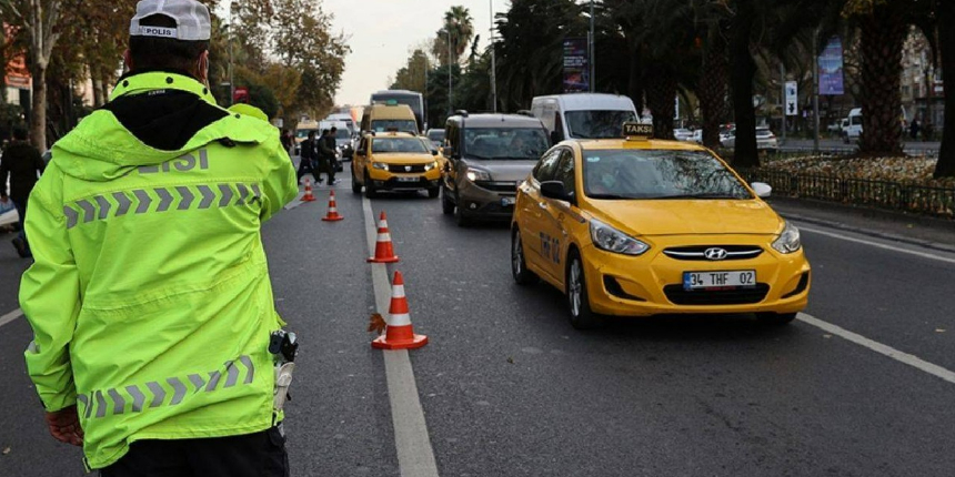 İstanbullular dikkat! Cumartesi ve pazar günü bu yollar trafiğe kapatılacak
