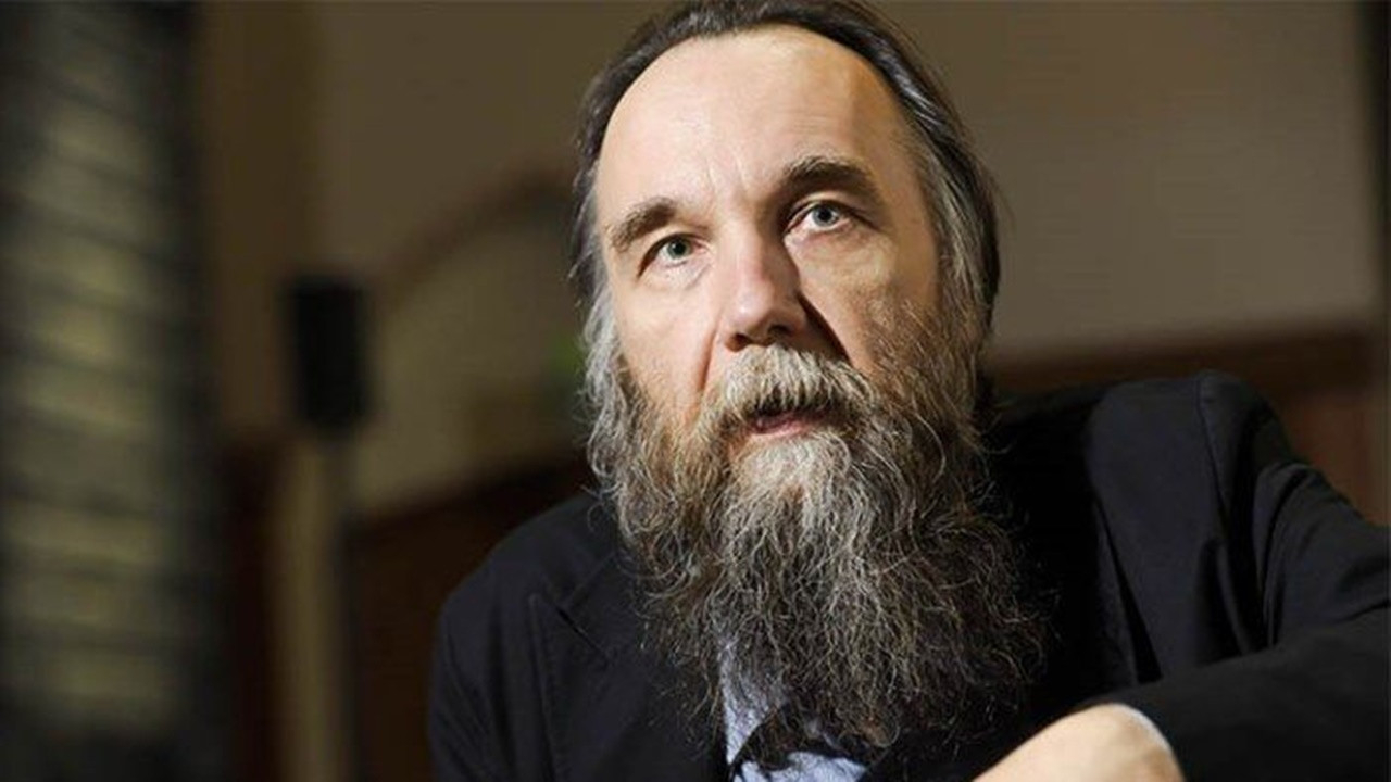 Putin'e yakınlığı hep gündemde tutulan Aleksandr Dugin'den dünyaya gözdağı: Kazanamazsak ortada ne Rusya kalır ne de dünya