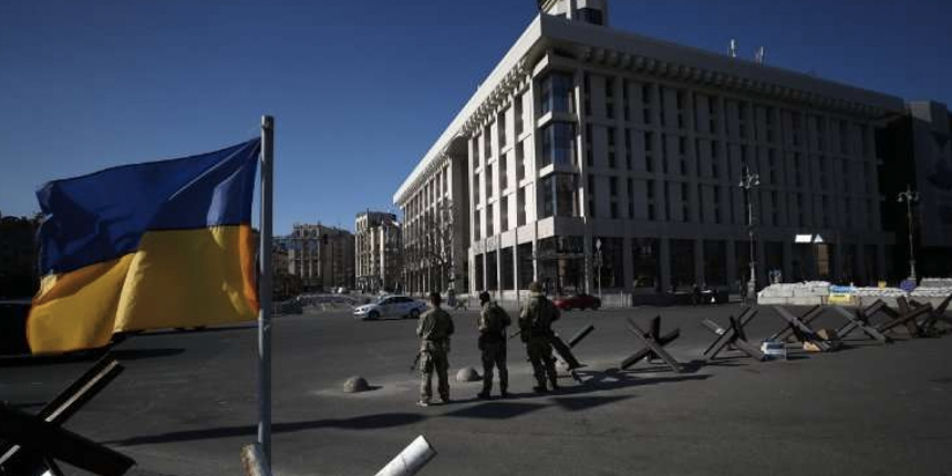 Rusya - Ukrayna savaşında son durum: Rus birlikleri Slavutıç'e girdi, Kiev'den 70 kilometre püskürtüldü