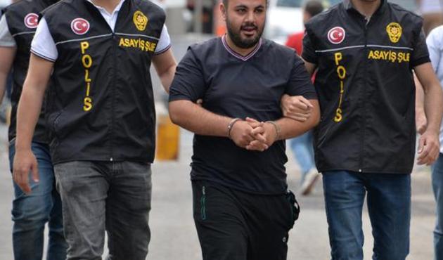 Yolda yürüyen genç çifte saldırmıştı, babası onu için böyle konuştu: "Hastaneye yatırılmasını talep ediyoruz"