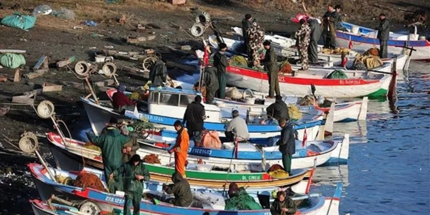 'Serseri mayın' alarmı: Karadeniz sularında balık tutmak tedbir amaçlı yasaklandı!