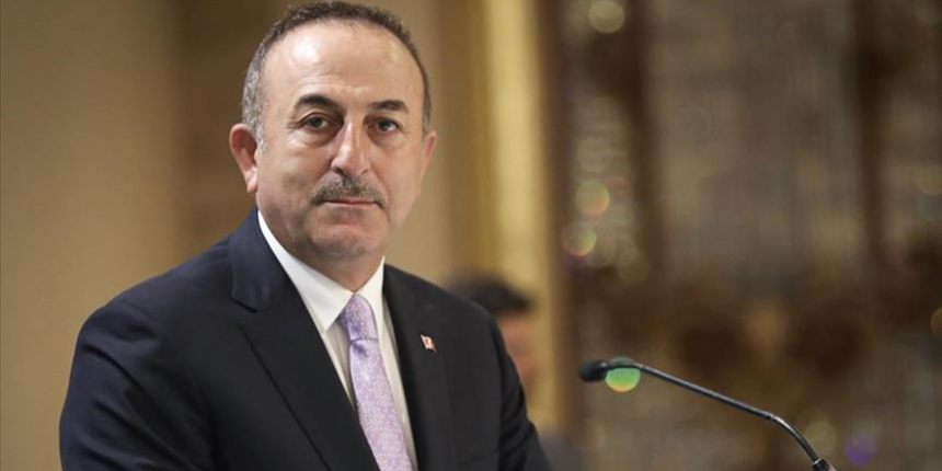 Bakan Çavuşoğlu: S-400'lerin Ukrayna'ya verilmesi söz konusu değil