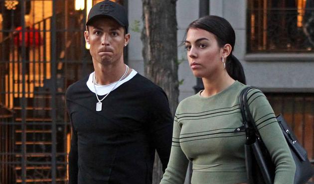 Sosyal medya Cristiano Ronaldo'nun bu fotoğrafıyla çalkalanıyor!