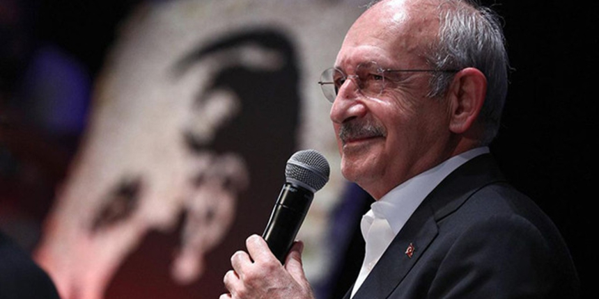 Kemal Kılıçdaroğlu, Berat Albayrak'ın kitabını tek solukta okudu