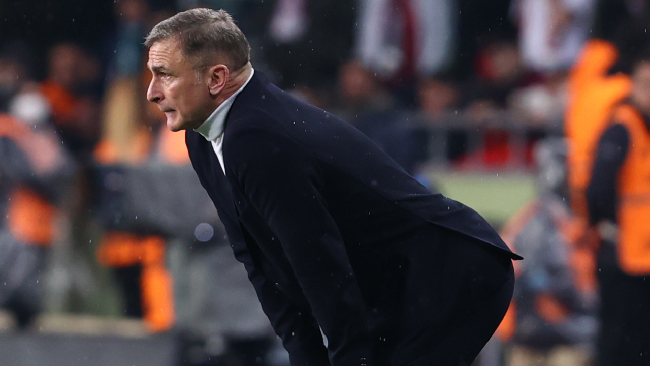Stefan Kuntz: Yediğimiz goller 3'lü savunmadan kaynaklanmadı