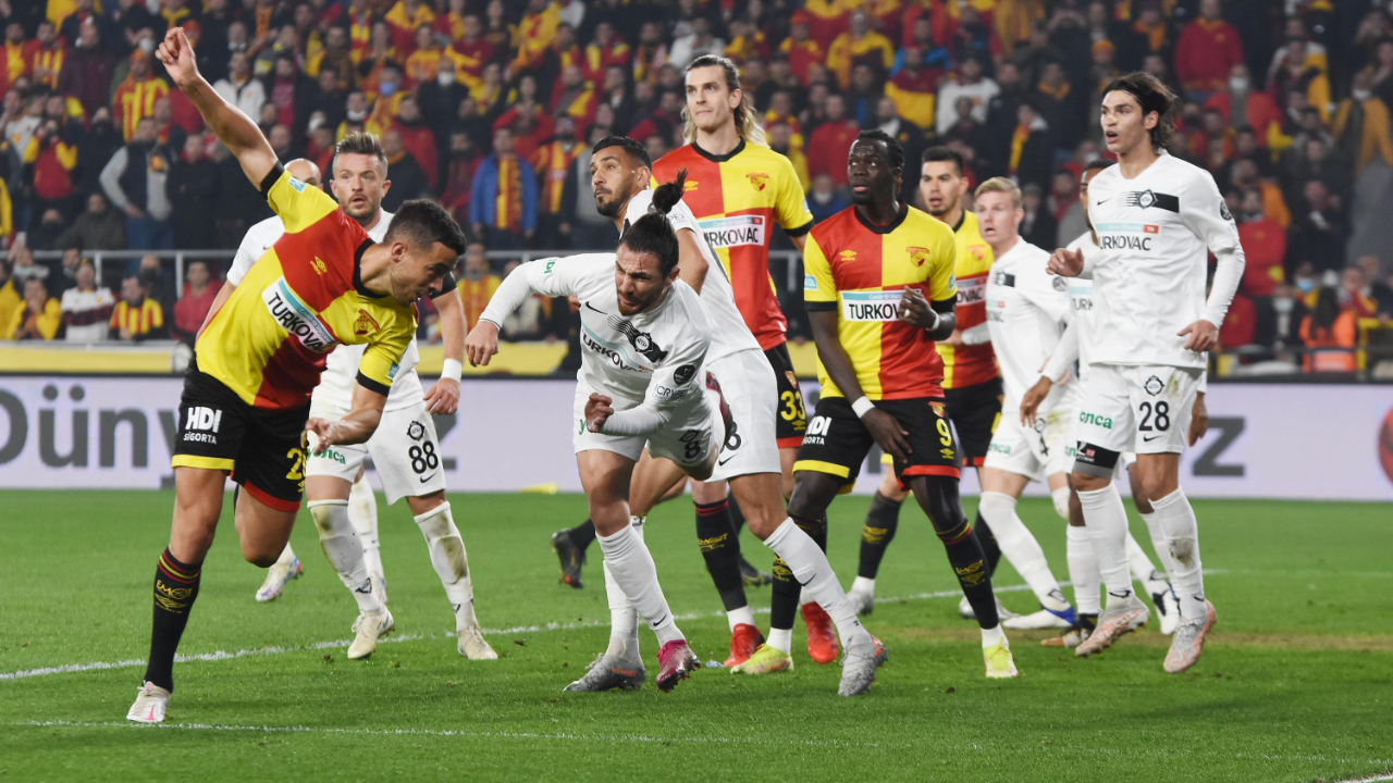 Göztepe ve Altay düşerse, Ege futbolu ilk kez Süper Lig'de temsilcisiz kalacak