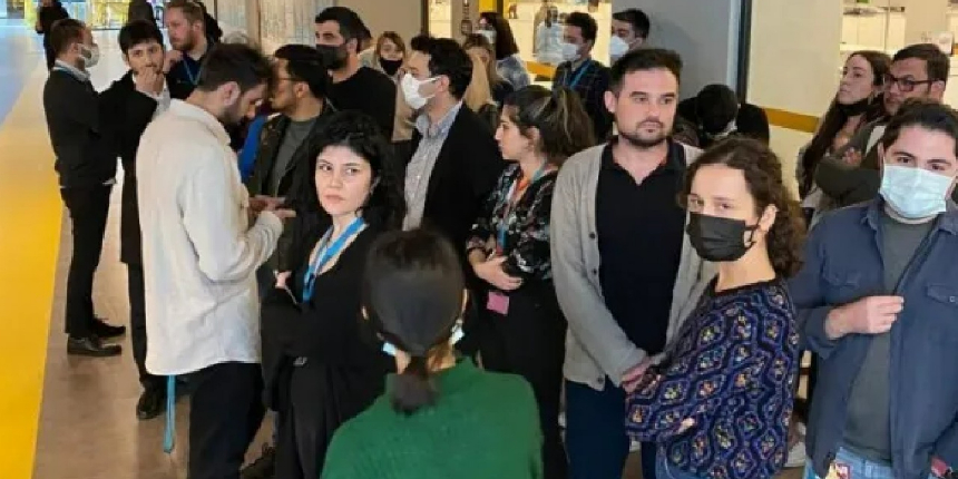 Nişantaşı Üniversitesi karıştı, 30 akademisyen işten çıkarıldı!