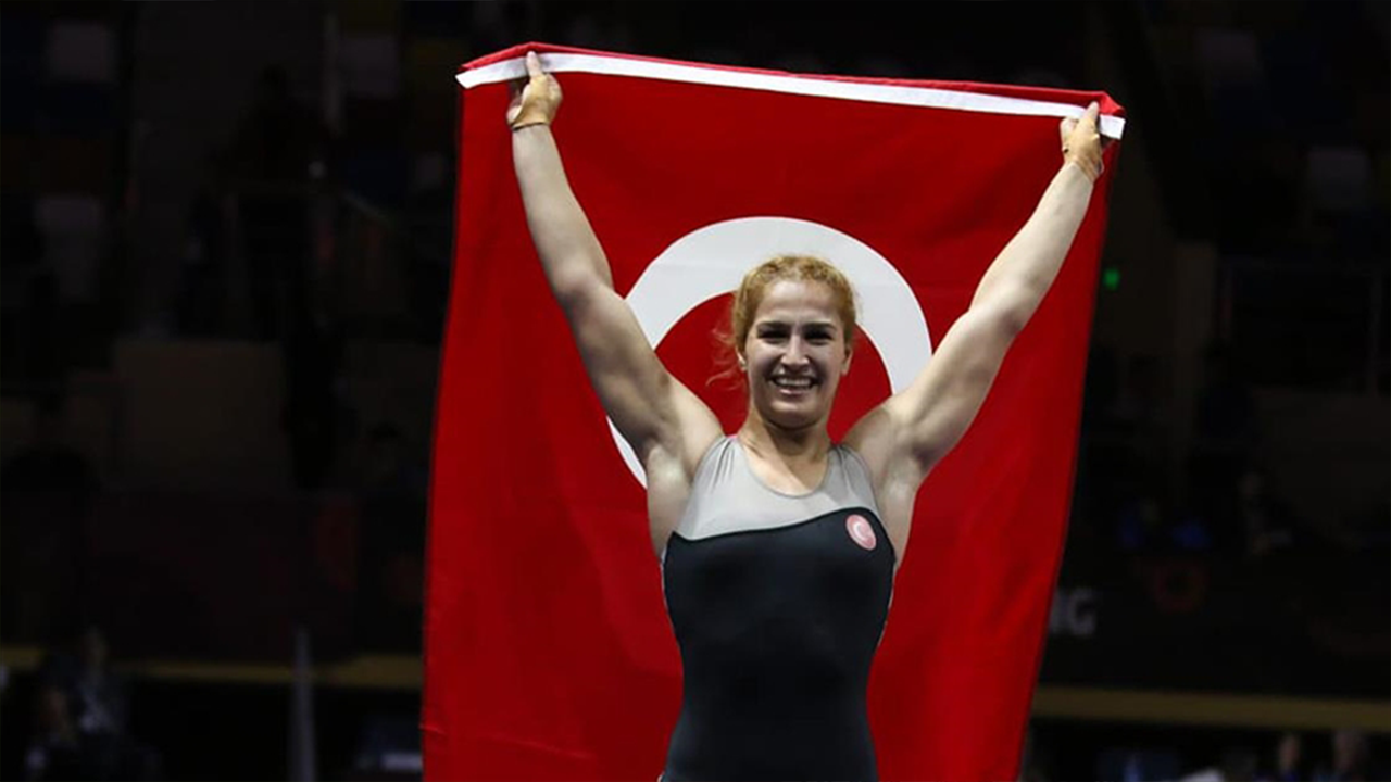 Buse Tosun Çavuşoğlu çeyrek finalde