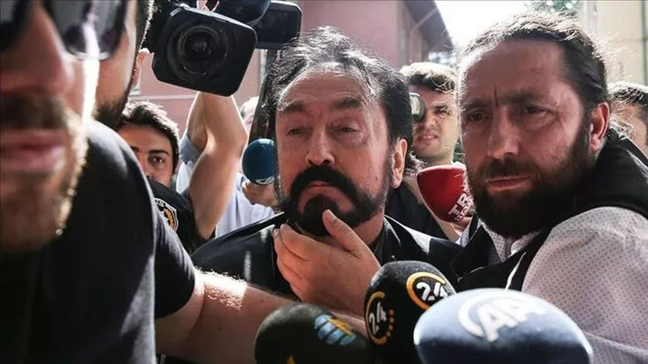 Adnan Oktar davasında yakalama kararı üzerine gözaltına alınan 50 sanık tutuklandı