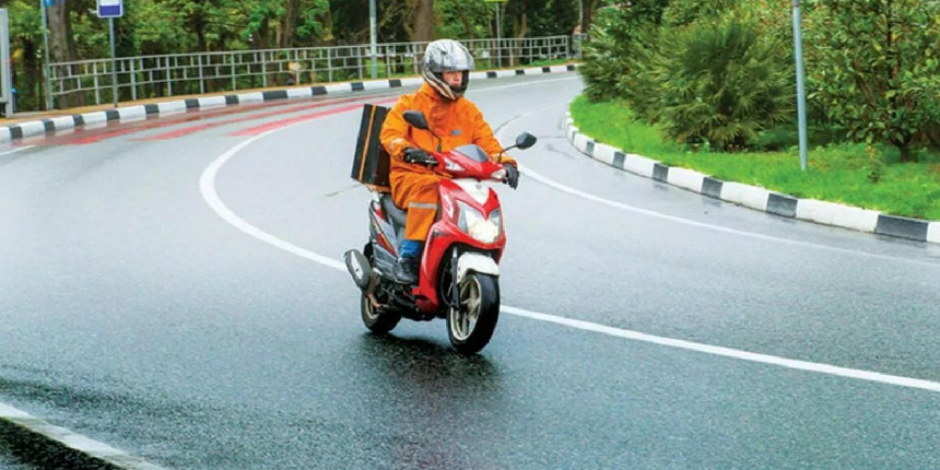 İzmir'de rüzgar nedeniyle motosikletliler trafiğe çıkmasına izin verilmeyecek!