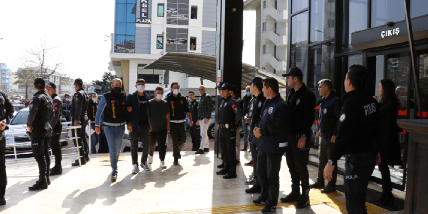 14 kişinin yaralandığı silahlı çatışmada 8 kişi tutuklandı