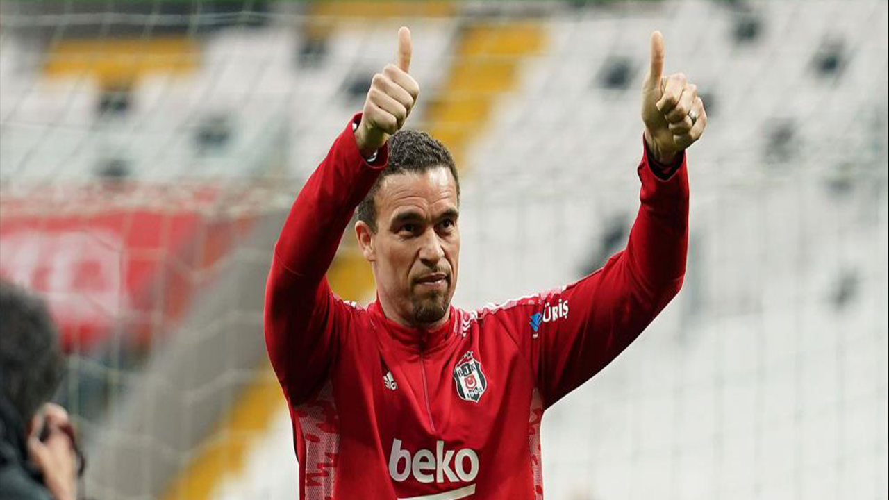 Beşiktaş taraftarı Valerien Ismael ile tanıştı!