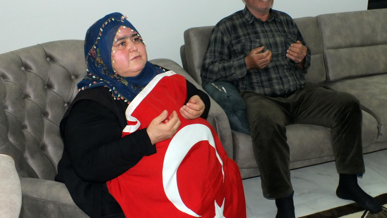 Milli Güreşçi Kayaalp'in annesi: Oğlum bugün SMA hastası Eslem için güreşti