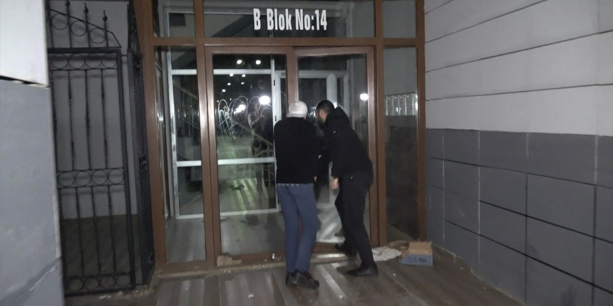 Bu mahalede yüz yıllardır sahurda davul çalınmıyor: "Pilava pilava" diye bağırıp zillere basıyorlar