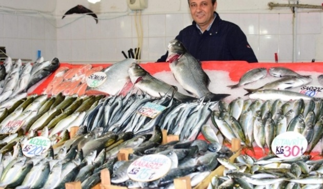 Ramazan geldi balık fiyatları düştü!