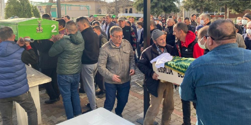 Susurluk'ta öldürülen anne ve oğlu son yolculuğuna uğurlandı